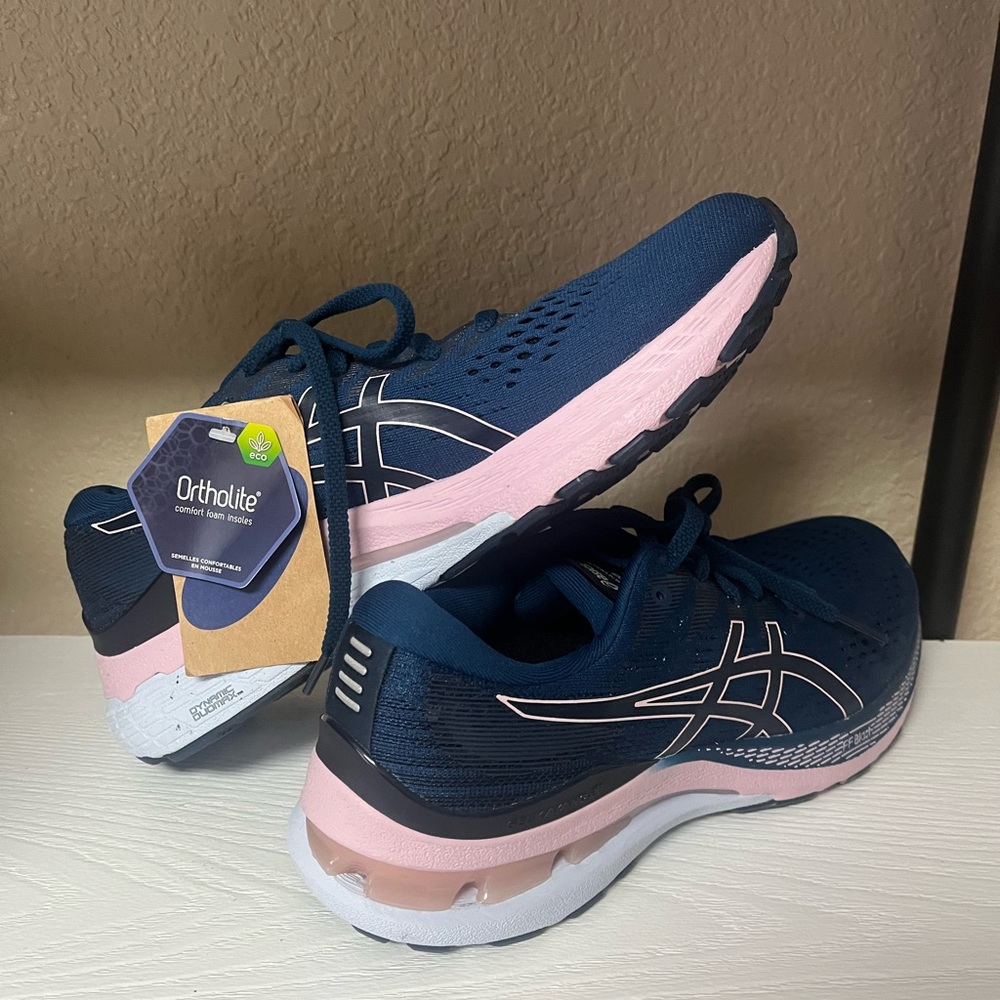 ASICS Gel Kayano 28